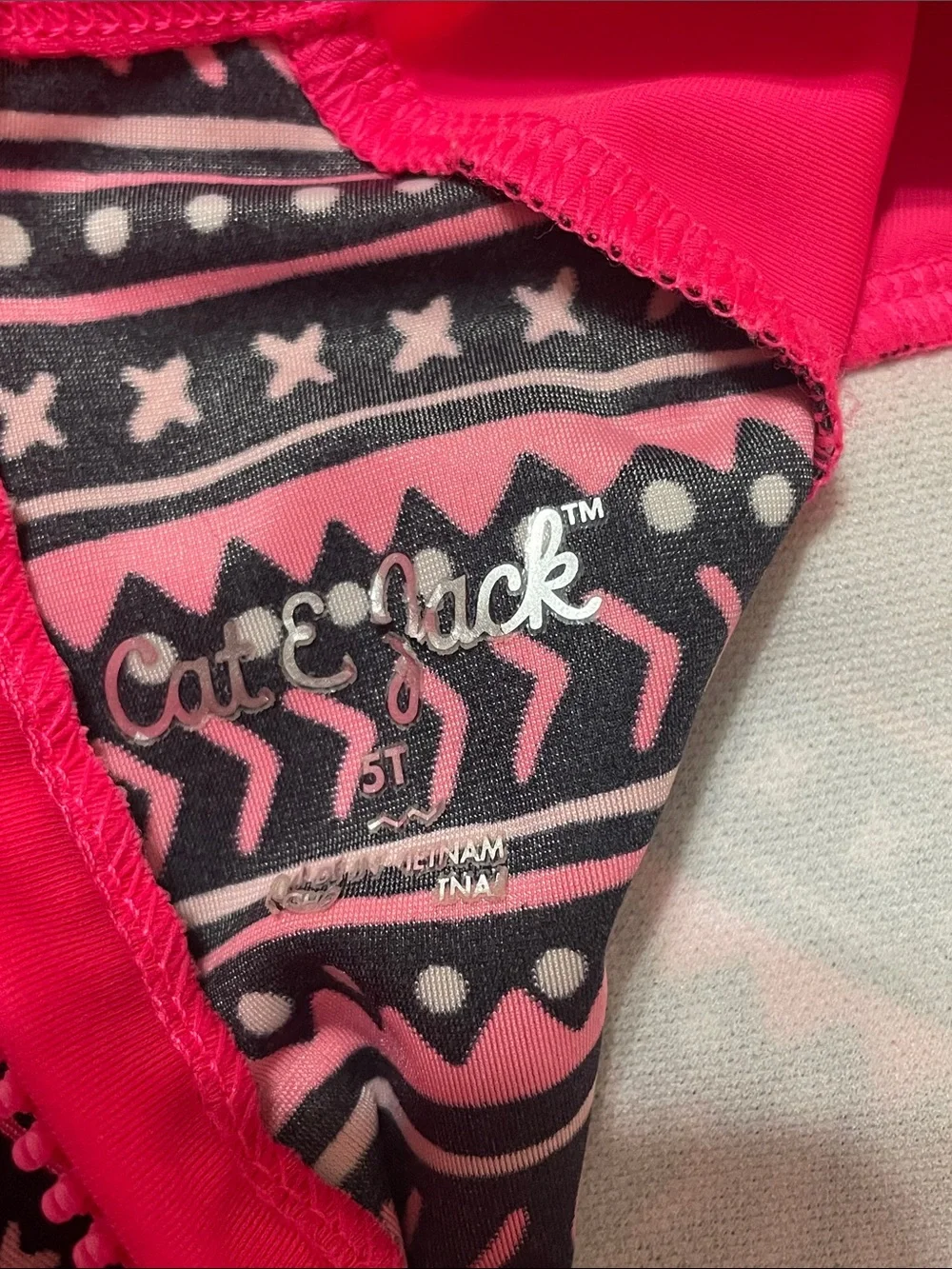 Cat & Jack Girls Neon Pink & Black Patterned Rashguard Swimsuit Sz. 5T used